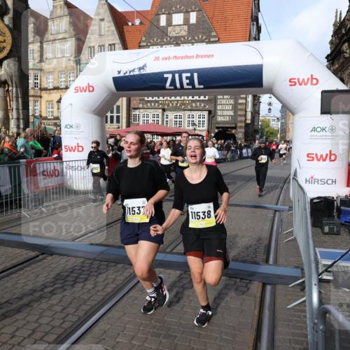 05.10.2025 - 20. swb-Marathon Bremen Yannick Fuchs http://msf.ph/oto/9230566 05.10.2025 11:02:38 Ziel 9468, 9647, 9707, 9802, 9839, 10033, 10595, 10598, 10615, 11110, 11160, 11537, 11538, 11711 meine-sportfotos.de