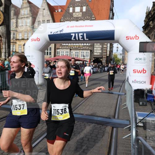 05.10.2025 - 20. swb-Marathon Bremen Yannick Fuchs http://msf.ph/oto/9230587 05.10.2025 11:02:38 Ziel 9468, 9647, 9707, 9802, 9839, 10033, 10595, 10598, 10615, 11110, 11160, 11537, 11538, 11711 meine-sportfotos.de