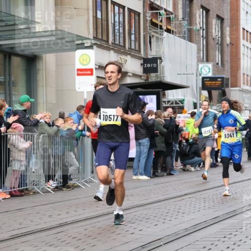 05.10.2025 - 20. swb-Marathon Bremen Strokosch-Dieckow http://msf.ph/oto/9230705 05.10.2025 10:38:33 Ziel 9341, 9403, 10352, 10409, 10517, 10847, 10862, 10967, 11132, 11594, 9341, 9403, 10352, 10409, 10517, 10847, 10862, 10967, 11132, 11594 meine-sportfotos.de