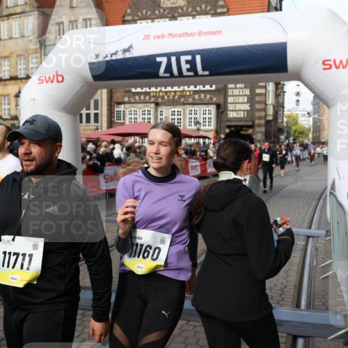 05.10.2025 - 20. swb-Marathon Bremen Yannick Fuchs http://msf.ph/oto/9230895 05.10.2025 11:02:43 Ziel 9468, 9647, 9802, 9839, 10033, 10595, 10598, 10615, 10825, 10826, 11110, 11160, 11537, 11538, 11711 meine-sportfotos.de