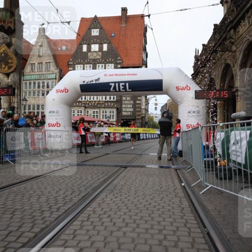 05.10.2025 - 20. swb-Marathon Bremen Yannick Fuchs http://msf.ph/oto/9230936 05.10.2025 10:27:11 Ziel 35 meine-sportfotos.de