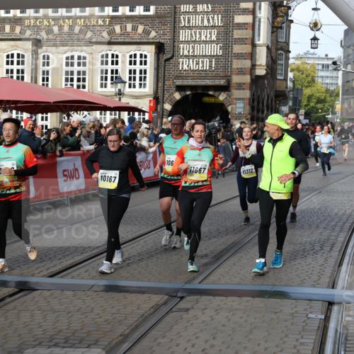 05.10.2025 - 20. swb-Marathon Bremen Yannick Fuchs http://msf.ph/oto/9231553 05.10.2025 11:03:00 Ziel 9331, 9644, 9846, 10129, 10167, 10207, 10656, 10734, 10803, 10804, 10940, 11087, 11193, 11312, 11504, 11576, 11667, 11668 meine-sportfotos.de