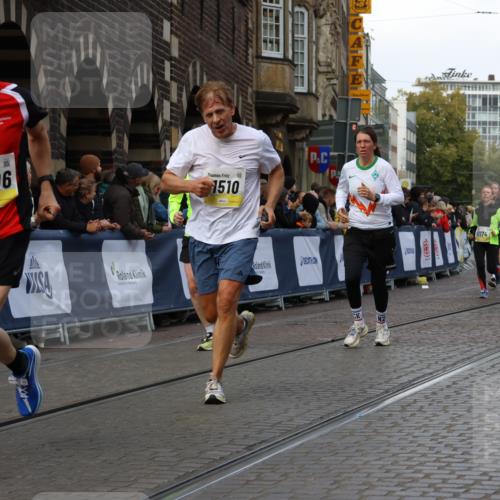 05.10.2025 - 20. swb-Marathon Bremen Strokosch-Dieckow http://msf.ph/oto/9232661 05.10.2025 10:53:18 Ziel 7193, 7251, 9263, 9539, 9717, 9868, 9956, 10057, 10302, 10317, 10335, 10806, 10993, 11174, 11175, 11510, 11616 meine-sportfotos.de