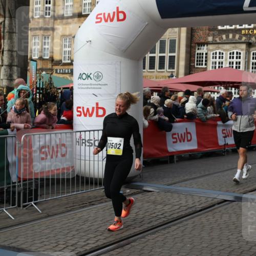 05.10.2025 - 20. swb-Marathon Bremen Yannick Fuchs http://msf.ph/oto/9232922 05.10.2025 11:03:29 Ziel 7776, 9224, 9225, 9246, 9325, 10142, 10405, 10446, 10963, 10995, 11103, 11124, 11236, 11467, 11502, 11508, 11509 meine-sportfotos.de