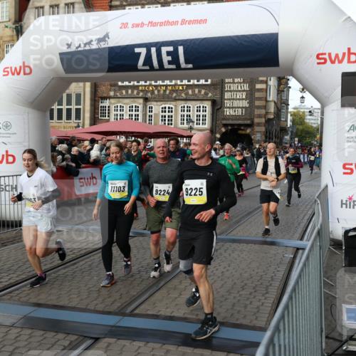 05.10.2025 - 20. swb-Marathon Bremen Yannick Fuchs http://msf.ph/oto/9233146 05.10.2025 11:03:32 Ziel 7776, 9224, 9225, 9246, 9308, 10142, 10405, 10446, 10963, 10995, 11103, 11124, 11150, 11236, 11467, 11502, 11508, 11509 meine-sportfotos.de