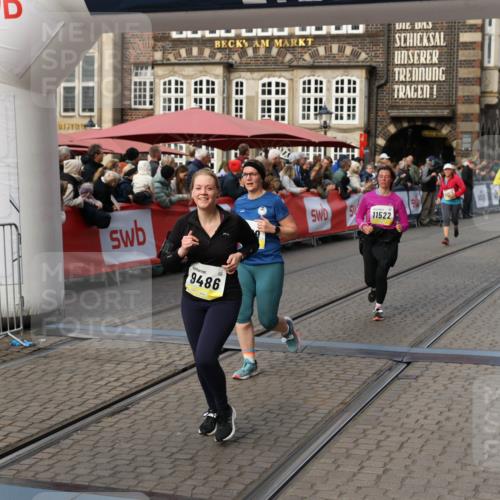 05.10.2025 - 20. swb-Marathon Bremen Yannick Fuchs http://msf.ph/oto/9233607 05.10.2025 11:03:41 Ziel 7199, 9486, 9498, 9850, 9940, 10213, 11150, 11522 meine-sportfotos.de