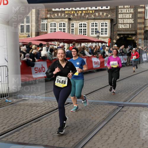 05.10.2025 - 20. swb-Marathon Bremen Yannick Fuchs http://msf.ph/oto/9233615 05.10.2025 11:03:41 Ziel 7199, 9486, 9498, 9850, 9940, 10213, 11150, 11522 meine-sportfotos.de