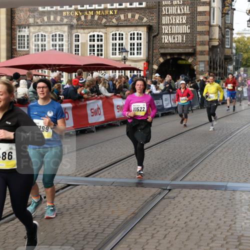 05.10.2025 - 20. swb-Marathon Bremen Yannick Fuchs http://msf.ph/oto/9233651 05.10.2025 11:03:41 Ziel 7199, 9486, 9498, 9850, 9940, 10213, 11150, 11522 meine-sportfotos.de