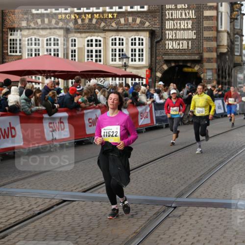 05.10.2025 - 20. swb-Marathon Bremen Yannick Fuchs http://msf.ph/oto/9233695 05.10.2025 11:03:42 Ziel 7199, 9486, 9498, 9850, 9940, 10213, 11522 meine-sportfotos.de