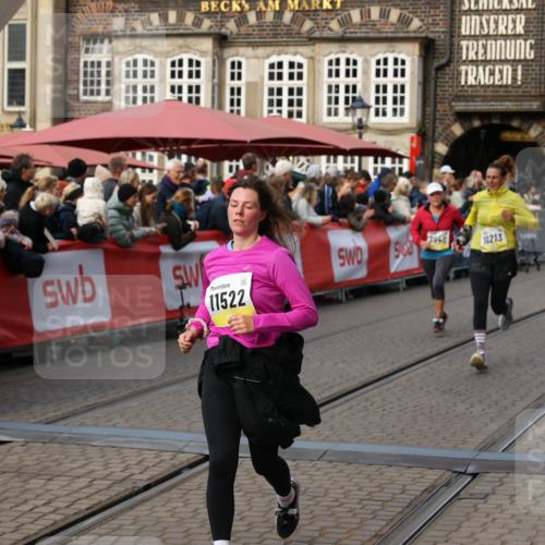 05.10.2025 - 20. swb-Marathon Bremen Yannick Fuchs http://msf.ph/oto/9233715 05.10.2025 11:03:42 Ziel 7199, 9486, 9498, 9850, 9940, 10213, 11522 meine-sportfotos.de