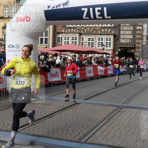 05.10.2025 - 20. swb-Marathon Bremen Yannick Fuchs http://msf.ph/oto/9233827 05.10.2025 11:03:45 Ziel 7199, 9486, 9940, 10213, 10297, 10478, 10711, 10713, 11522 meine-sportfotos.de