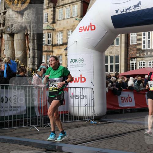 05.10.2025 - 20. swb-Marathon Bremen Yannick Fuchs http://msf.ph/oto/9234066 05.10.2025 11:03:56 Ziel 7788, 9315, 10238, 10603, 10604, 11039, 11272, 11306, 11589 meine-sportfotos.de