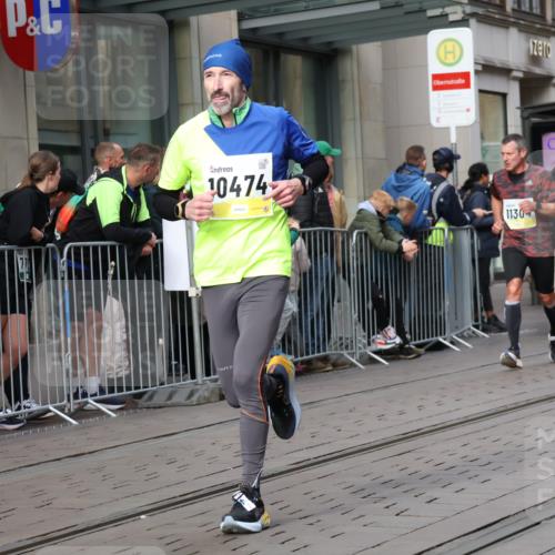 05.10.2025 - 20. swb-Marathon Bremen Strokosch-Dieckow http://msf.ph/oto/9234146 05.10.2025 10:42:56 Ziel 9006, 9302, 9558, 9967, 10474, 10541, 10553, 10961, 10979, 11304, 11476, 9006, 9302, 9558, 9967, 10474, 10541, 10553, 10961, 10979, 11304, 11476 meine-sportfotos.de