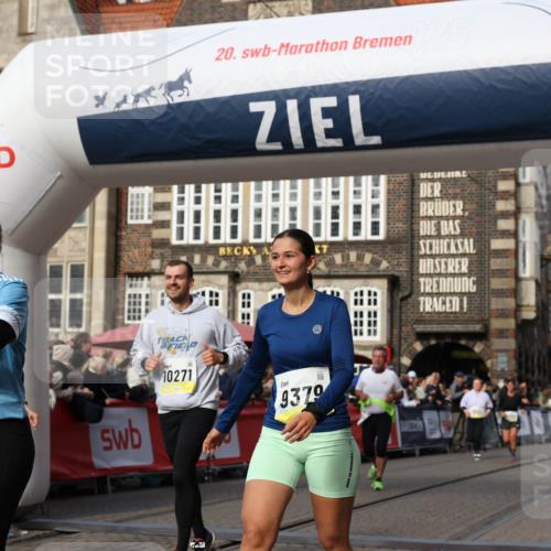 05.10.2025 - 20. swb-Marathon Bremen Yannick Fuchs http://msf.ph/oto/9234189 05.10.2025 11:04:04 Ziel 7788, 9241, 9379, 9571, 10106, 10265, 10271, 11039, 11183, 11272, 11609 meine-sportfotos.de