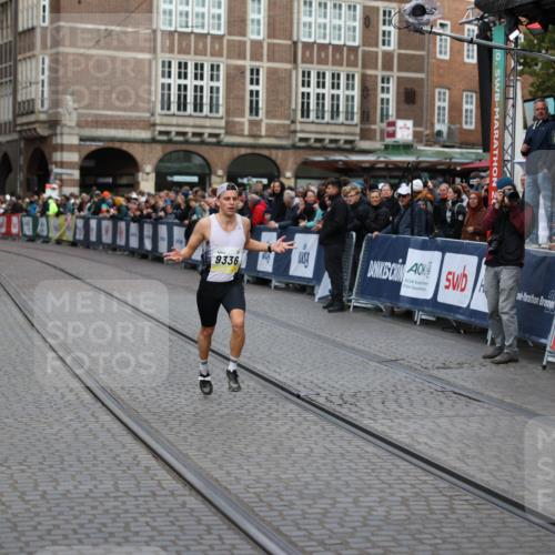 05.10.2025 - 20. swb-Marathon Bremen Yannick Fuchs http://msf.ph/oto/9234697 05.10.2025 10:35:27 Ziel 9336 meine-sportfotos.de
