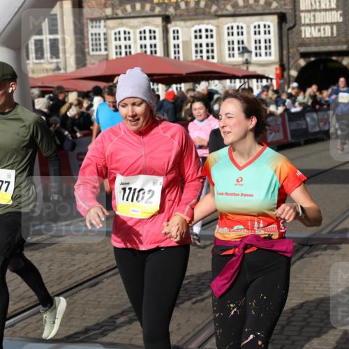 05.10.2025 - 20. swb-Marathon Bremen Yannick Fuchs http://msf.ph/oto/9234800 05.10.2025 11:04:19 Ziel 7123, 7789, 9275, 10098, 10853, 11001, 11077, 11102, 11611, 11685 meine-sportfotos.de