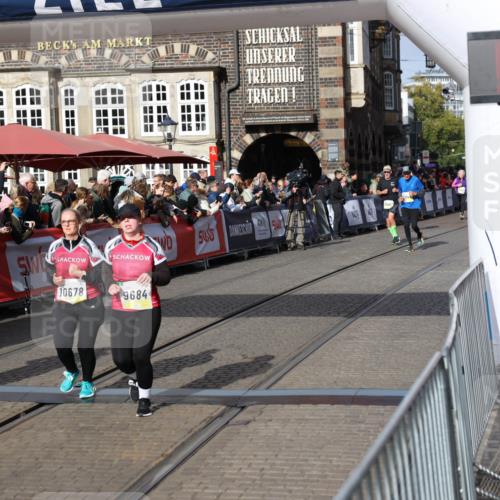05.10.2025 - 20. swb-Marathon Bremen Yannick Fuchs http://msf.ph/oto/9235149 05.10.2025 11:04:29 Ziel 9448, 9537, 9684, 10678, 11200 meine-sportfotos.de