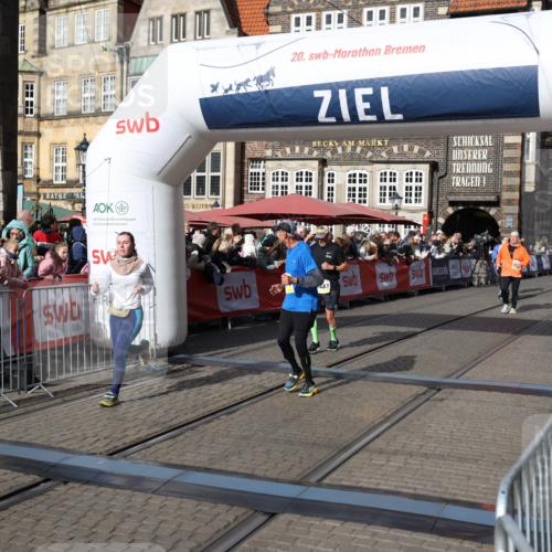 05.10.2025 - 20. swb-Marathon Bremen Yannick Fuchs http://msf.ph/oto/9235210 05.10.2025 11:04:35 Ziel 8111, 9610, 9684, 10278, 10439, 10483, 10678, 11044, 11200 meine-sportfotos.de
