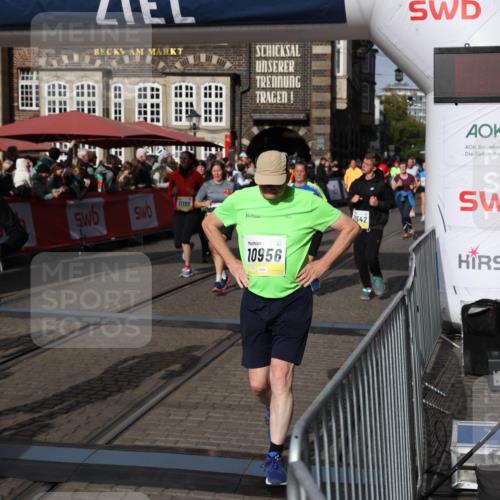 05.10.2025 - 20. swb-Marathon Bremen Yannick Fuchs http://msf.ph/oto/9235301 05.10.2025 11:04:42 Ziel 8111, 9394, 9610, 9915, 10278, 10483, 10485, 10531, 10674, 10869, 10956, 11196, 11542, 11704 meine-sportfotos.de