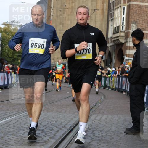 05.10.2025 - 20. swb-Marathon Bremen Strokosch-Dieckow http://msf.ph/oto/9235325 05.10.2025 10:54:52 Ziel 9427, 9436, 9560, 9570, 10024, 10231, 10232, 10233, 10487, 10609, 10770, 11163, 11276, 11320, 11373, 11470 meine-sportfotos.de
