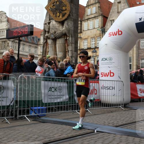 05.10.2025 - 20. swb-Marathon Bremen Yannick Fuchs http://msf.ph/oto/9235416 05.10.2025 10:36:37 Ziel 11185, 11687 meine-sportfotos.de