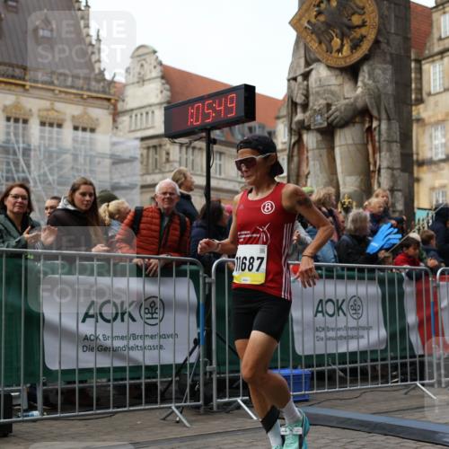 05.10.2025 - 20. swb-Marathon Bremen Yannick Fuchs http://msf.ph/oto/9235428 05.10.2025 10:36:38 Ziel 11185, 11687 meine-sportfotos.de