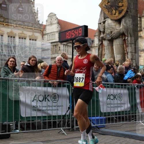05.10.2025 - 20. swb-Marathon Bremen Yannick Fuchs http://msf.ph/oto/9235430 05.10.2025 10:36:38 Ziel 11185, 11687 meine-sportfotos.de