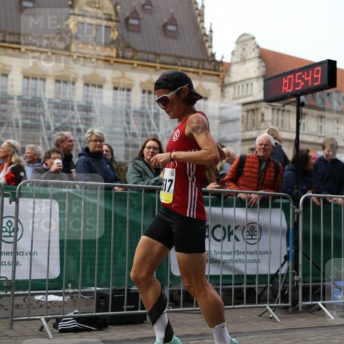 05.10.2025 - 20. swb-Marathon Bremen Yannick Fuchs http://msf.ph/oto/9235432 05.10.2025 10:36:38 Ziel 11185, 11687 meine-sportfotos.de