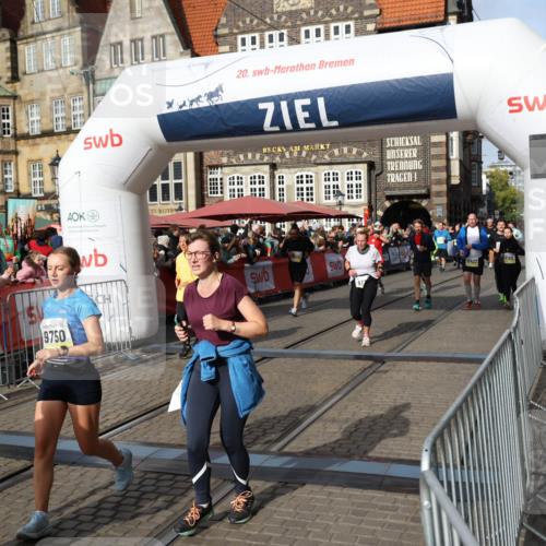 05.10.2025 - 20. swb-Marathon Bremen Yannick Fuchs http://msf.ph/oto/9235433 05.10.2025 11:04:48 Ziel 9532, 9623, 9750, 9765, 9771, 9915, 10422, 10451, 10485, 10532, 10674, 10869, 11196, 11427, 11542, 11546 meine-sportfotos.de