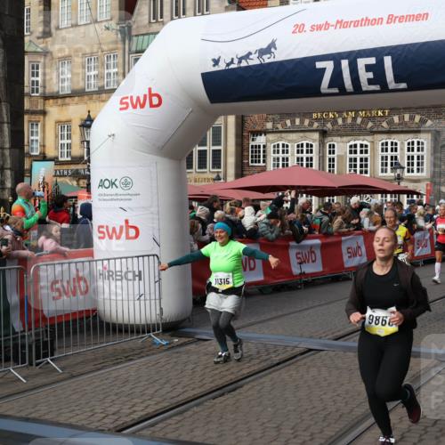 05.10.2025 - 20. swb-Marathon Bremen Yannick Fuchs http://msf.ph/oto/9235584 05.10.2025 11:05:00 Ziel 9813, 9866, 9927, 10557, 10684, 10771, 10891, 10964, 11035, 11315, 11372, 11615, 11636 meine-sportfotos.de