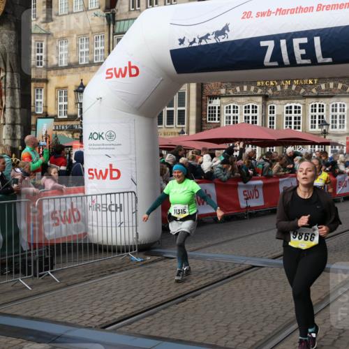 05.10.2025 - 20. swb-Marathon Bremen Yannick Fuchs http://msf.ph/oto/9235588 05.10.2025 11:05:00 Ziel 9813, 9866, 9927, 10557, 10684, 10771, 10891, 10964, 11035, 11315, 11372, 11615, 11636 meine-sportfotos.de