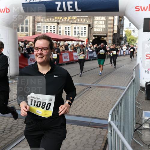 05.10.2025 - 20. swb-Marathon Bremen Yannick Fuchs http://msf.ph/oto/9235706 05.10.2025 11:05:10 Ziel 9220, 9409, 9530, 9642, 9660, 10771, 10965, 11090, 11121, 11171, 11180, 11372, 11412, 11478, 11559 meine-sportfotos.de