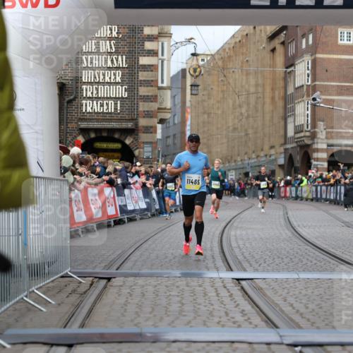 05.10.2025 - 20. swb-Marathon Bremen Yannick Fuchs http://msf.ph/oto/9236129 05.10.2025 10:38:03 Ziel 10775, 11465 meine-sportfotos.de