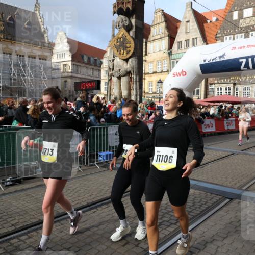 05.10.2025 - 20. swb-Marathon Bremen Yannick Fuchs http://msf.ph/oto/9236146 05.10.2025 11:05:33 Ziel 9515, 9713, 9944, 10158, 10289, 10511, 10828, 11064, 11106 meine-sportfotos.de