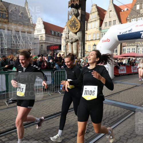 05.10.2025 - 20. swb-Marathon Bremen Yannick Fuchs http://msf.ph/oto/9236158 05.10.2025 11:05:33 Ziel 9515, 9713, 9944, 10158, 10289, 10511, 10828, 11064, 11106 meine-sportfotos.de
