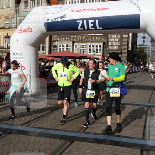 05.10.2025 - 20. swb-Marathon Bremen Yannick Fuchs http://msf.ph/oto/9236394 05.10.2025 11:05:40 Ziel 7654, 9210, 9419, 9752, 10025, 10158, 10289, 10426, 10437, 10511, 10542, 11064, 11164, 11676, 11681 meine-sportfotos.de