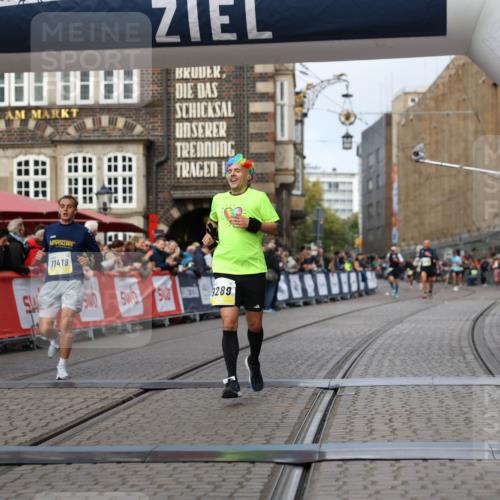 05.10.2025 - 20. swb-Marathon Bremen Yannick Fuchs http://msf.ph/oto/9239555 05.10.2025 10:39:44 Ziel 9289, 9671, 10525, 11418, 11474 meine-sportfotos.de