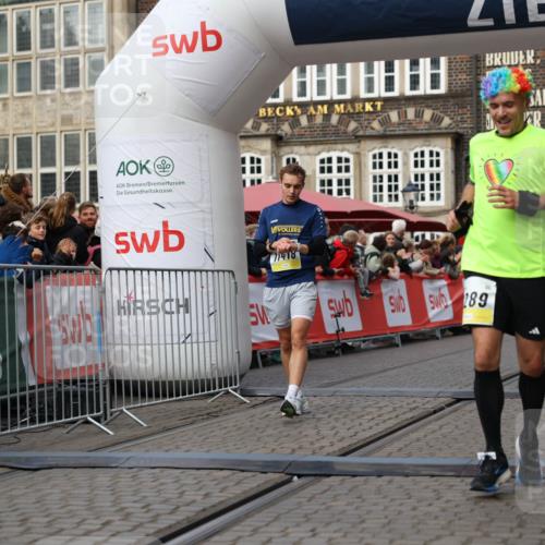 05.10.2025 - 20. swb-Marathon Bremen Yannick Fuchs http://msf.ph/oto/9239632 05.10.2025 10:39:46 Ziel 9289, 9671, 10525, 11418, 11474 meine-sportfotos.de