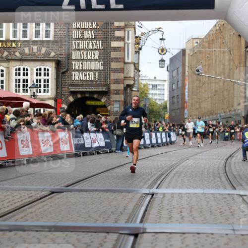 05.10.2025 - 20. swb-Marathon Bremen Yannick Fuchs http://msf.ph/oto/9239720 05.10.2025 10:39:49 Ziel 9289, 10525, 10753, 11349, 11418 meine-sportfotos.de