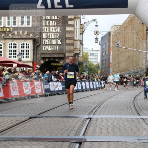 05.10.2025 - 20. swb-Marathon Bremen Yannick Fuchs http://msf.ph/oto/9239762 05.10.2025 10:39:49 Ziel 9289, 10525, 10753, 11349, 11418 meine-sportfotos.de