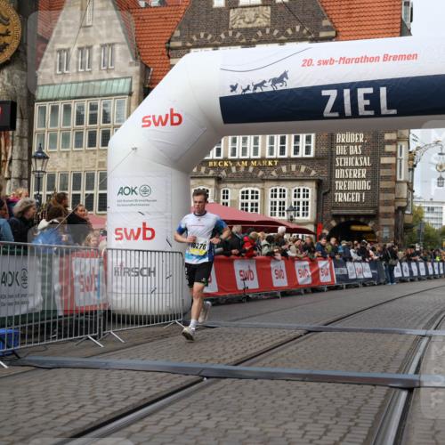 05.10.2025 - 20. swb-Marathon Bremen Yannick Fuchs http://msf.ph/oto/9240648 05.10.2025 10:40:09 Ziel 10276 meine-sportfotos.de