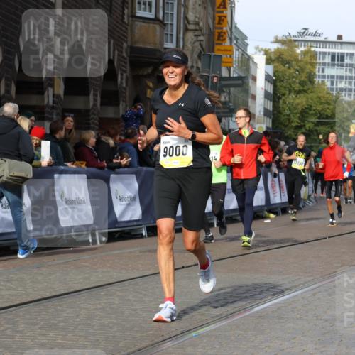 05.10.2025 - 20. swb-Marathon Bremen Strokosch-Dieckow http://msf.ph/oto/9242023 05.10.2025 10:57:29 Ziel 9000, 9215, 9625, 9747, 9904, 9914, 9962, 10139, 10694, 10739, 10950, 11360, 11583, 11606 meine-sportfotos.de