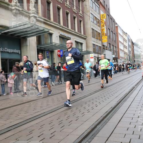 05.10.2025 - 20. swb-Marathon Bremen Strokosch-Dieckow http://msf.ph/oto/9244293 05.10.2025 10:49:51 Ziel 8866, 9485, 9579, 9645, 9676, 9689, 9693, 9740, 9787, 9803, 10022, 10246, 10356, 10400, 10443, 10543, 10868, 10923, 11022, 11104, 11208, 11288, 11295, 11460, 11621, 8866, 9485, 9579, 9645, 9676, 9689, 9693, 9740, 9787, 9803, 10022, 10246, 10356, 10400, 10443, 10543, 10868, 10923, 11022, 11104, 11208, 11288, 11295, 11460, 11621 meine-sportfotos.de