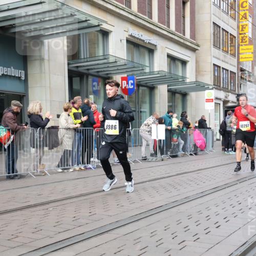 05.10.2025 - 20. swb-Marathon Bremen Strokosch-Dieckow http://msf.ph/oto/9245103 05.10.2025 10:50:21 Ziel 7733, 9230, 9251, 9267, 9277, 9299, 9337, 9578, 9658, 9715, 9742, 9832, 9888, 9966, 9969, 9975, 9986, 10043, 10199, 10224, 10251, 10279, 10479, 10689, 11062, 11220, 11344, 11451, 11466, 11543, 11660, 11661, 7733, 9230, 9251, 9267, 9277, 9299, 9337, 9578, 9658, 9715, 9742, 9832, 9888, 9966, 9969, 9975, 9986, 10043, 10199, 10224, 10251, 11062, 11344, 11466, 11660 meine-sportfotos.de
