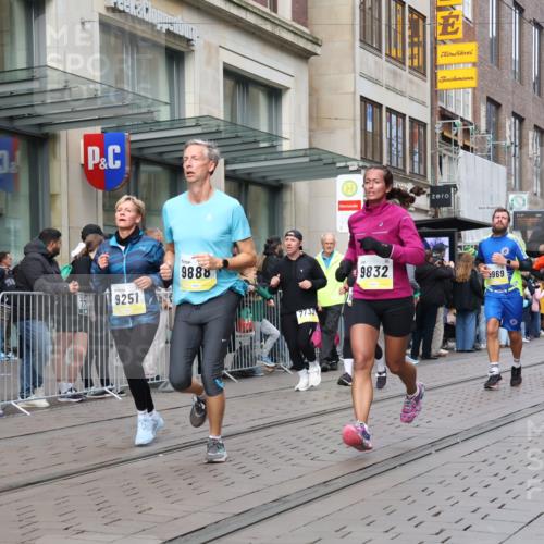 05.10.2025 - 20. swb-Marathon Bremen Strokosch-Dieckow http://msf.ph/oto/9245355 05.10.2025 10:50:30 Ziel 7733, 9199, 9230, 9251, 9277, 9399, 9425, 9578, 9630, 9658, 9663, 9715, 9742, 9832, 9888, 9966, 9969, 9975, 10029, 10043, 10224, 10227, 10254, 10279, 10378, 10479, 10534, 10689, 10698, 10743, 10932, 11061, 11062, 11220, 11311, 11391, 11451, 11543, 11661, 7733, 9199, 9230, 9251, 9277, 9399, 9425, 9578, 9630, 9658, 9663, 9715, 9742, 9832, 9888, 9966, 9969, 9975, 10029, 10043, 10224, 10227, 11062 meine-sportfotos.de