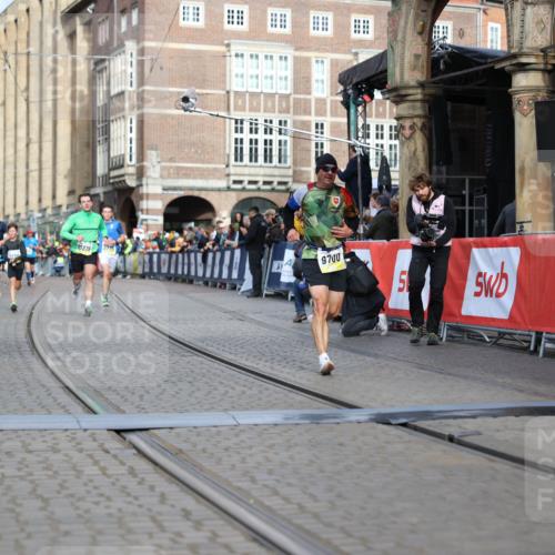 05.10.2025 - 20. swb-Marathon Bremen Yannick Fuchs http://msf.ph/oto/9245465 05.10.2025 10:42:26 Ziel 8187, 9700, 9775, 10375, 10838, 11217, 11422 meine-sportfotos.de