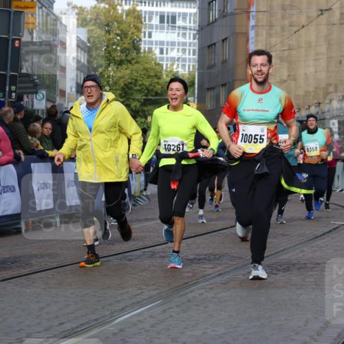 05.10.2025 - 20. swb-Marathon Bremen Strokosch-Dieckow http://msf.ph/oto/9245691 05.10.2025 10:58:30 Ziel 9430, 9433, 9472, 9529, 9766, 9820, 9913, 10049, 10055, 10261, 10285, 10408, 10513, 10936, 10988, 11291, 11591, 11700 meine-sportfotos.de