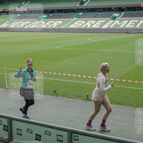 05.10.2025 - 20. swb-Marathon Bremen Michael Burmester http://msf.ph/oto/9245714 05.10.2025 10:37:31 Laufen im Stadion 7776, 9177, 9208, 9246, 9305, 9360, 9363, 9365, 9381, 9426, 9448, 9531, 9532, 9600, 9603, 9604, 9673, 9692, 9802, 9812, 9839, 9841, 9893, 9913, 9979, 10004, 10067, 10071, 10158, 10194, 10265, 10271, 10274, 10290, 10291, 10301, 10345, 10370, 10471, 10477, 10489, 10508, 10510, 10518, 10562, 10571, 10615, 10762, 10771, 10777, 10821, 10826, 10837, 10872, 10876, 10995, 11001, 11050, 11121, 11124, 11150, 11162, 11183, 11184, 11223, 11251, 11415 meine-sportfotos.de