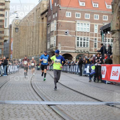 05.10.2025 - 20. swb-Marathon Bremen Yannick Fuchs http://msf.ph/oto/9247073 05.10.2025 10:43:17 Ziel 9006, 9302, 9558, 10474, 10553, 10961, 10979, 11476 meine-sportfotos.de