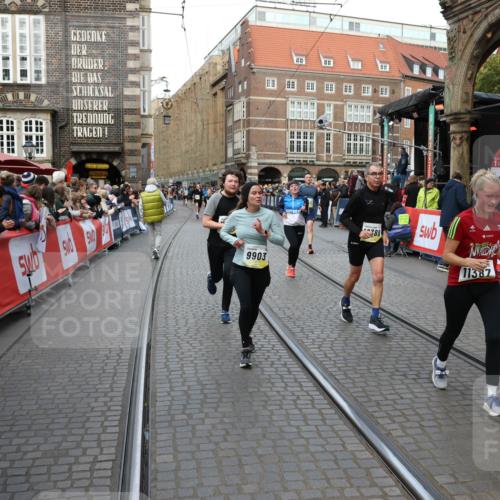 05.10.2025 - 20. swb-Marathon Bremen Yannick Fuchs http://msf.ph/oto/9247834 05.10.2025 10:52:38 Ziel 8888, 9172, 9903, 10241, 10327, 10388, 10608, 11283, 11387, 11413, 11528 meine-sportfotos.de